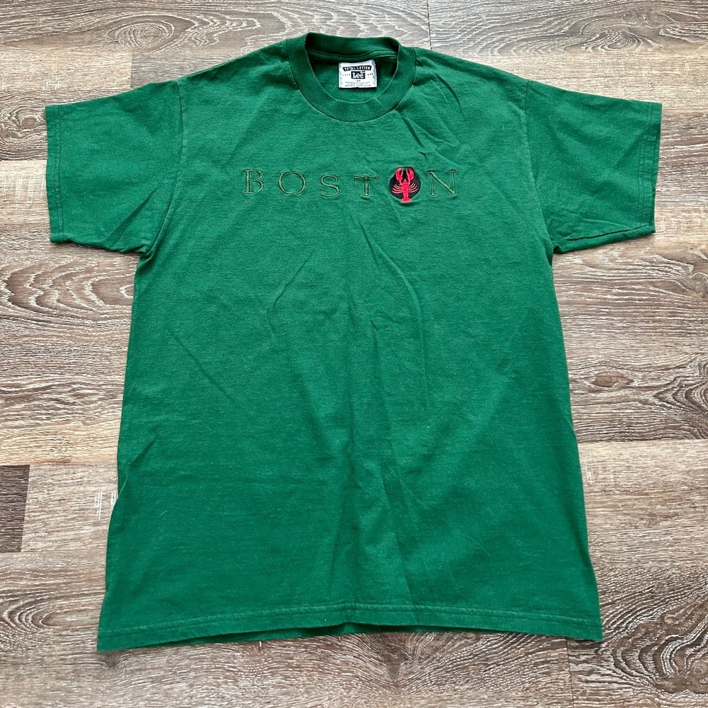 Lee Total Cotton Men’s Size Medium Green T-shirt with Boston logo and lobster